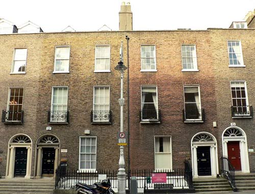 mount st houses